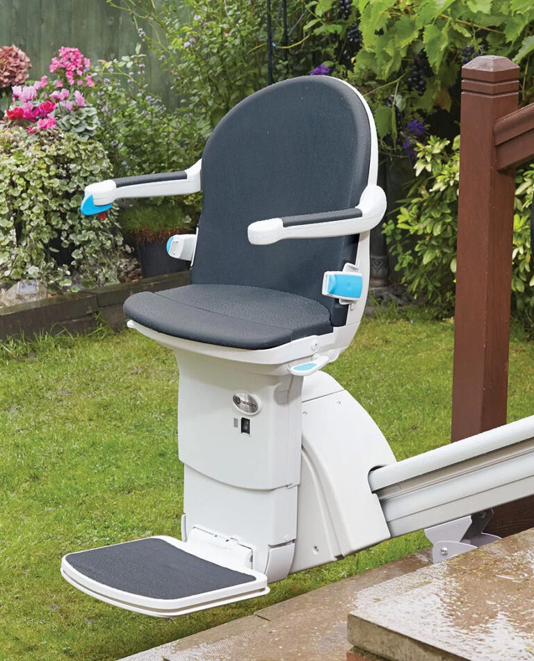 poltroncina-montascale-handicare-1000-2000-per-esterni-011